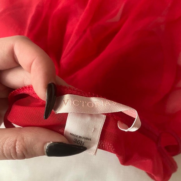 Victoria's Secret red sequin mesh lingerie cami top - Picture 4 of 4